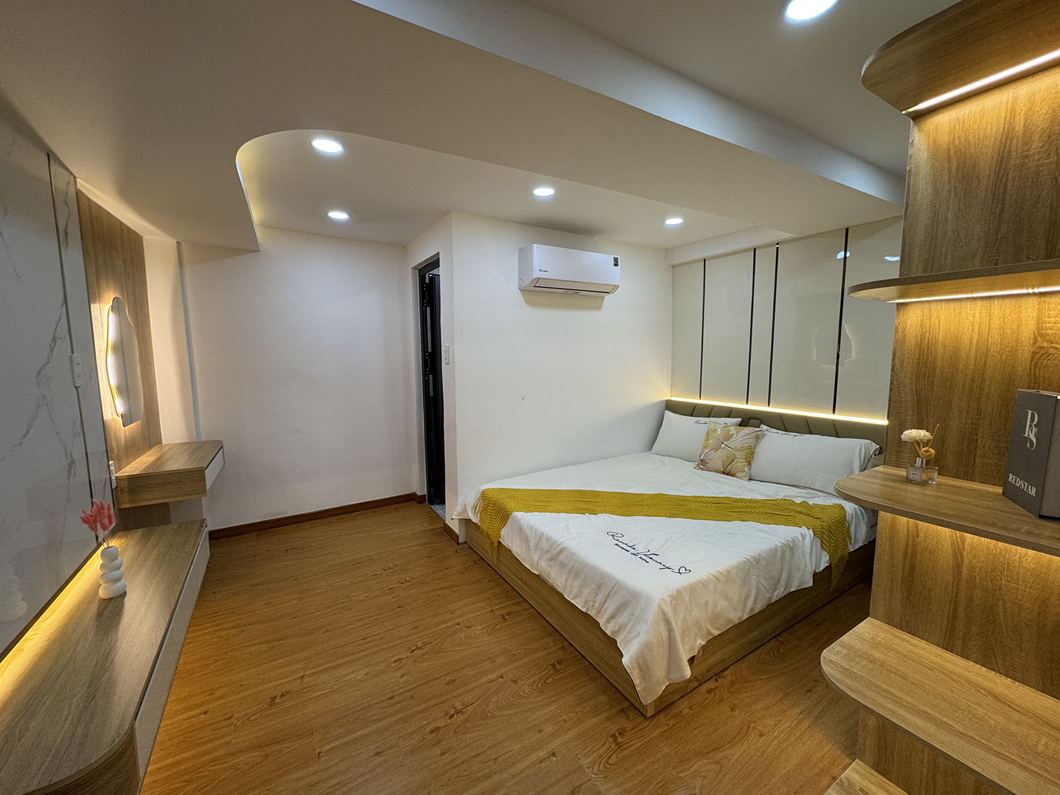 Lửng+1 lầu 4,2x12=50m2 có phòng master tầng trệt cho người lờn full nội thất khu vip Nguyễn Văn Đậu